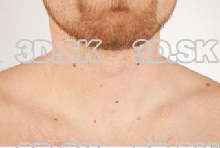 Neck texture of Douglas 0002